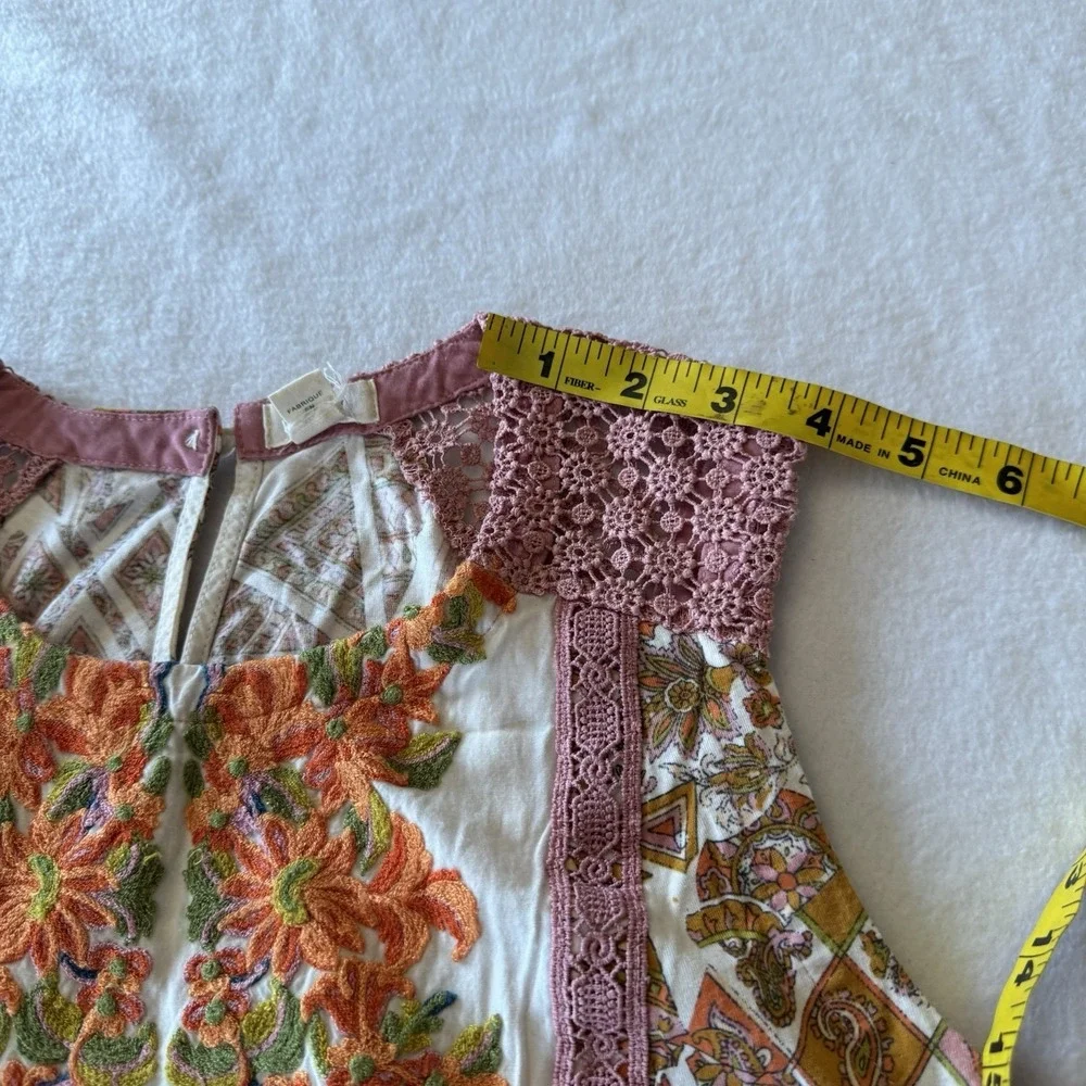 TINY Anthropologie Sleeveless Embroidered Floral Tie Top Tank Boho Womens Small - Picture 9 of 12